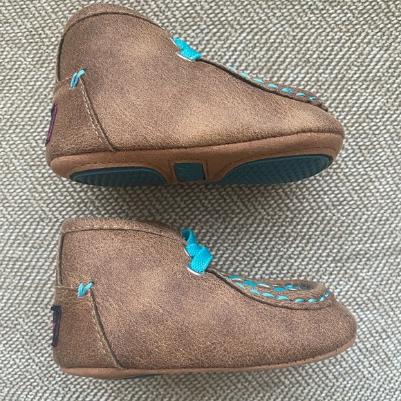 Blazin’ Roxx Infant Faux Leather Chukka Bootie. Brown W/Turquoise Weave. Sz 0-6M - Picture 4 of 15